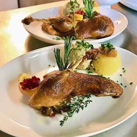 Brandstatthof - Und Restaurant Bed and breakfast