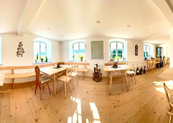 Brandstatthof - Und Restaurant 3* 슈타인가덴