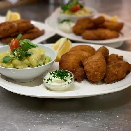 Brandstatthof - Und Restaurant ベッド・アンド・ブレックファスト 3*