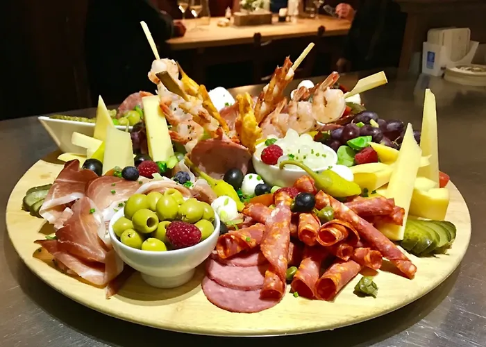Brandstatthof - Und Restaurant 슈타인가덴