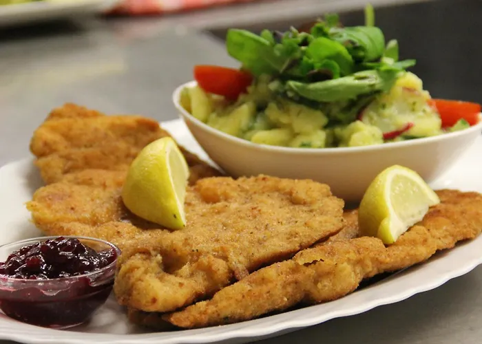 לינה וארוחת בוקר Brandstatthof - Und Restaurant